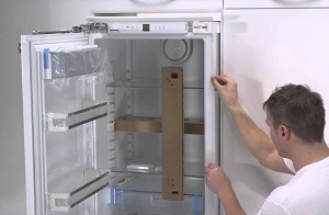 Установка встраиваемого холодильника в Кировграде